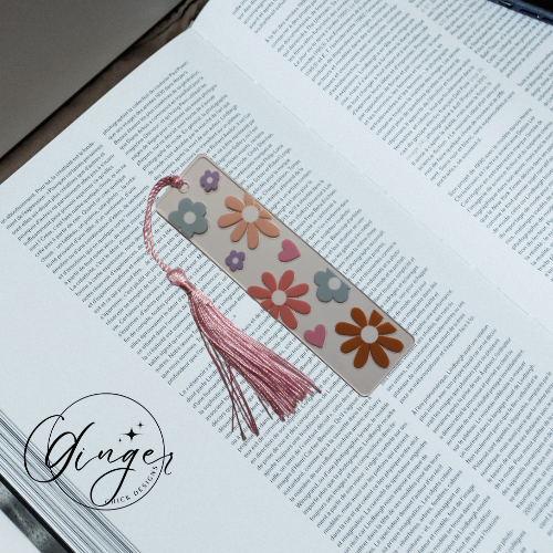 Daisies Acrylic Bookmarks