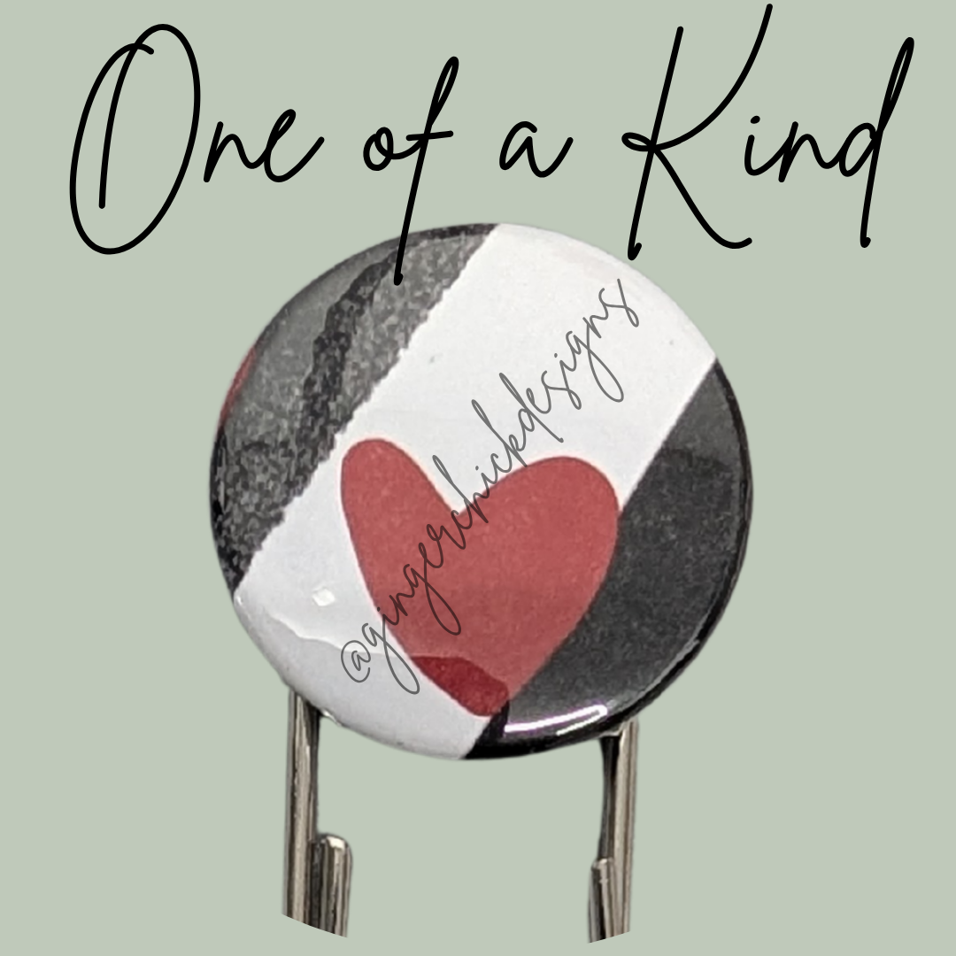 Red Heart 3-Inch Paperclip Bookmark