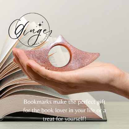 Light Pink Thumb Bookmark