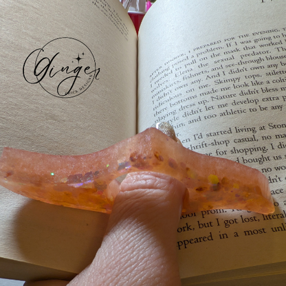 Peach Wave Thumb Bookmark
