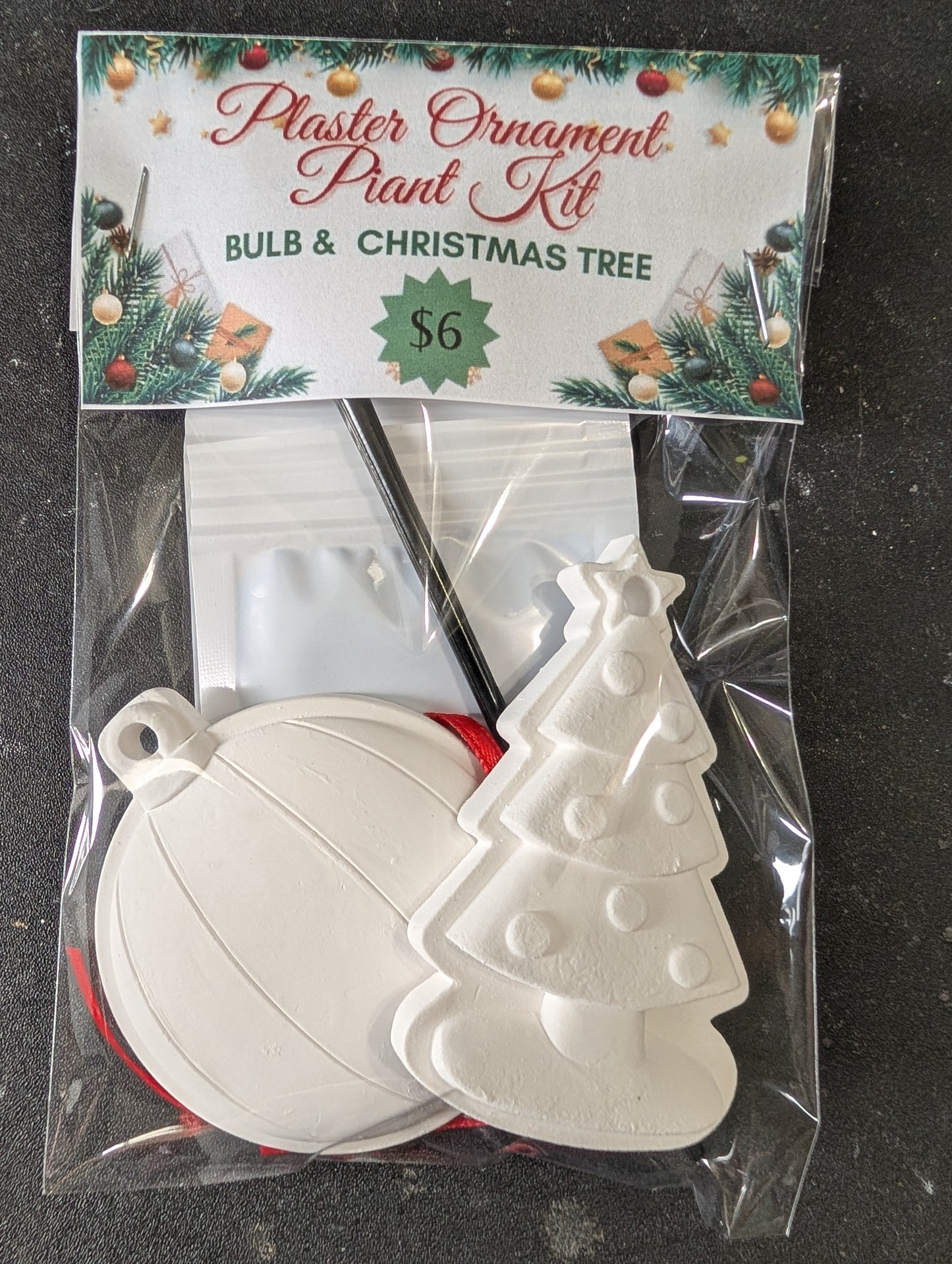 Plaster Ornament Paint Kit – Christmas Tree & Bulb