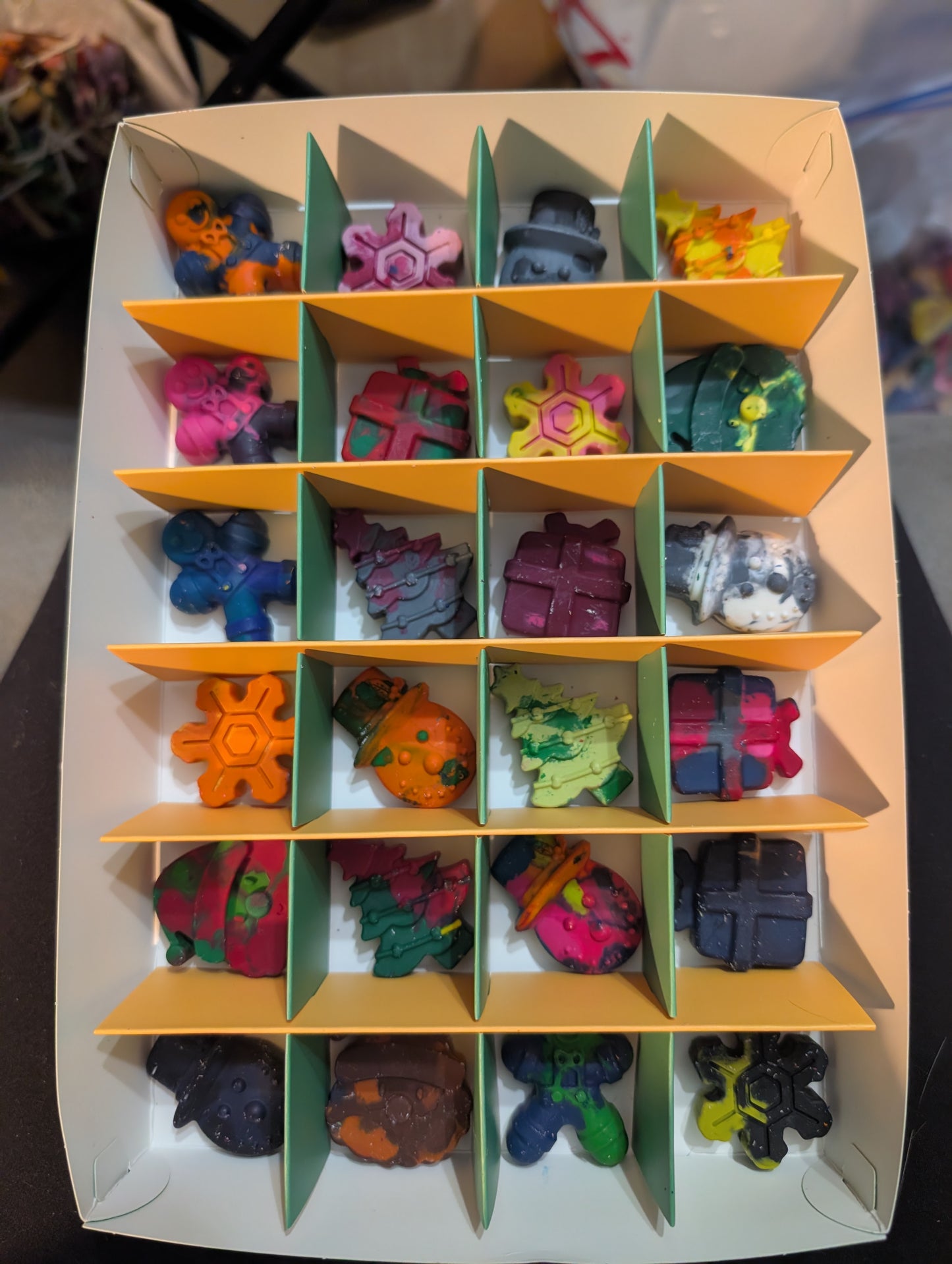 24-Day Recycled Crayon Advent Calendar – Christmas