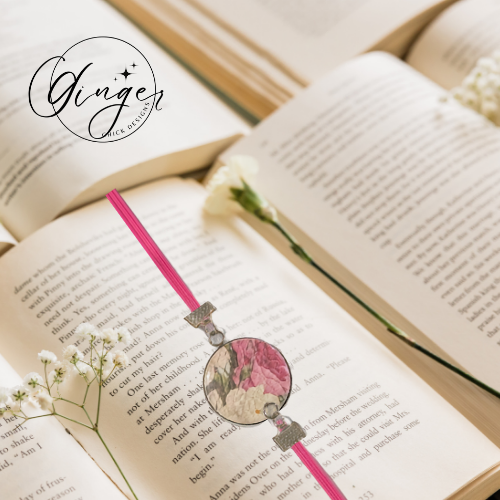 Pink Roses Elastic Bookmark